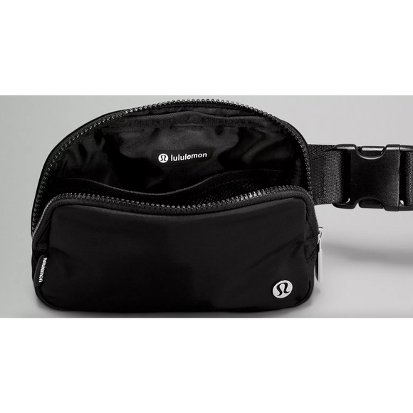 LULULEMON Everywhere Belt Bag Black 1L NWT LU9AX2S - Picture 4 of 6